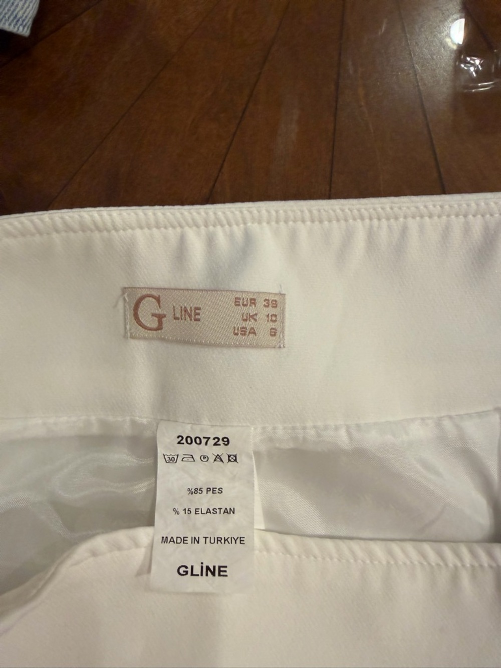 Fishtail off White Maxi Skirt Lined - Picture 5 of 6